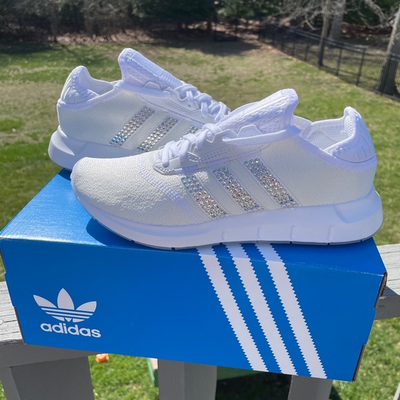 Swarovski Adidas Swift Run women’s Shoes - Picture 5 of 5